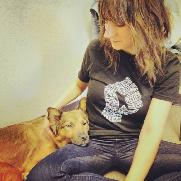 Meet your Posher, Amanda - Picture 1 of 1